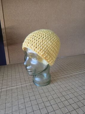 Handmade Y2K Crochet Beanie Hat Yellow Textured Knit Unbranded Scull Cap